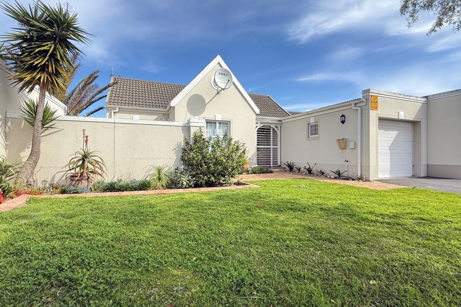 To Let 2 Bedroom Property for Rent in Sunningdale Western Cape